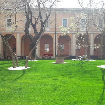 Hostel Student's Della Ghiara *