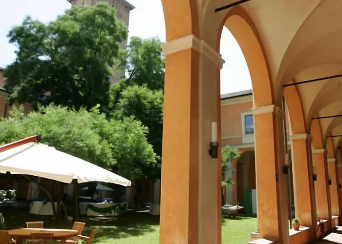 Student's Della Ghiara