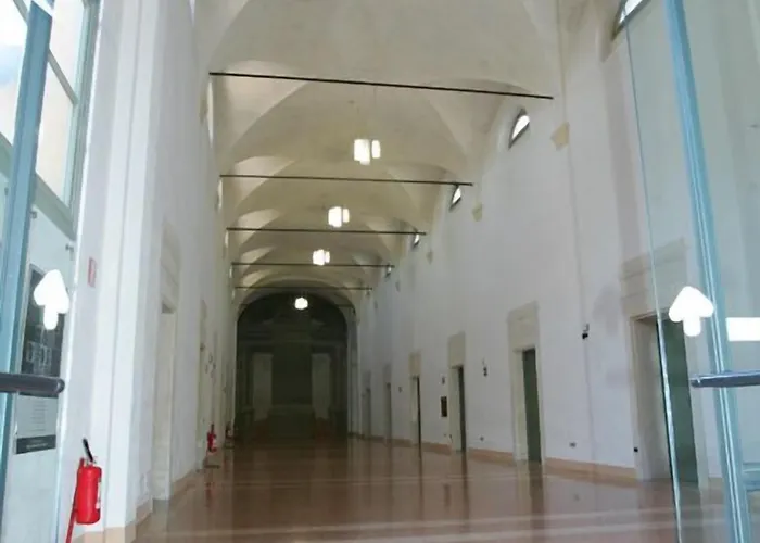 Student's Della Ghiara Hostel Ρέτζιο Εμίλια