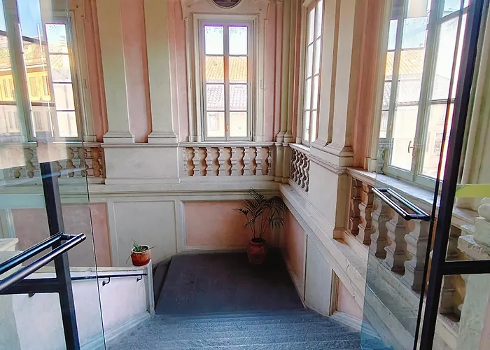 Student's Della Ghiara *