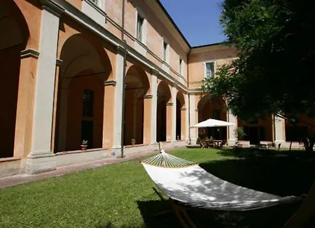 Student's Della Ghiara Hostel *