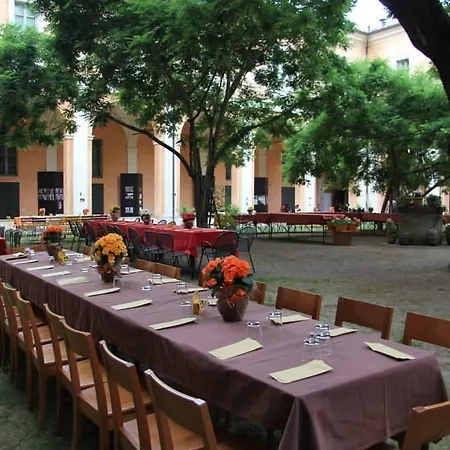 Ostello Student's Della Ghiara