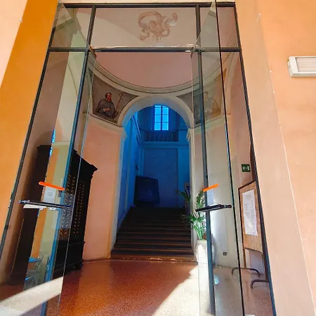 Student's Della Ghiara