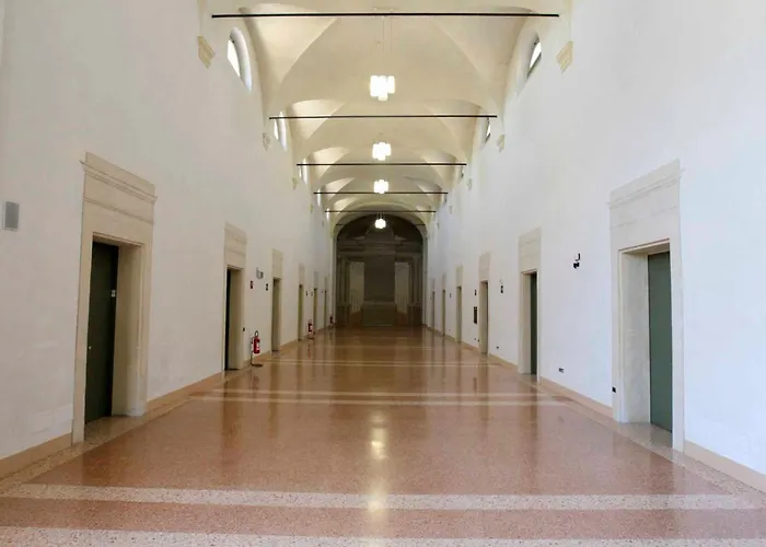 Student's Della Ghiara 호스텔 *