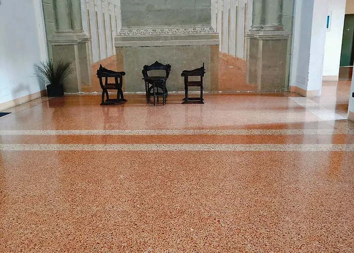 Student's Della Ghiara *